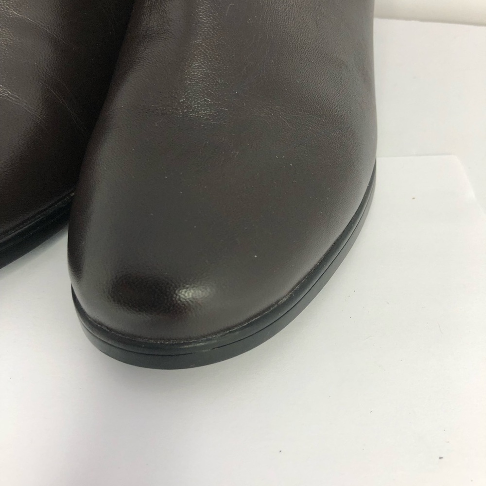 Clarks Women's Emily 2 Kaylie Brown Leather Heeled Booties Boots 6 US EUC - Picture 8 of 16